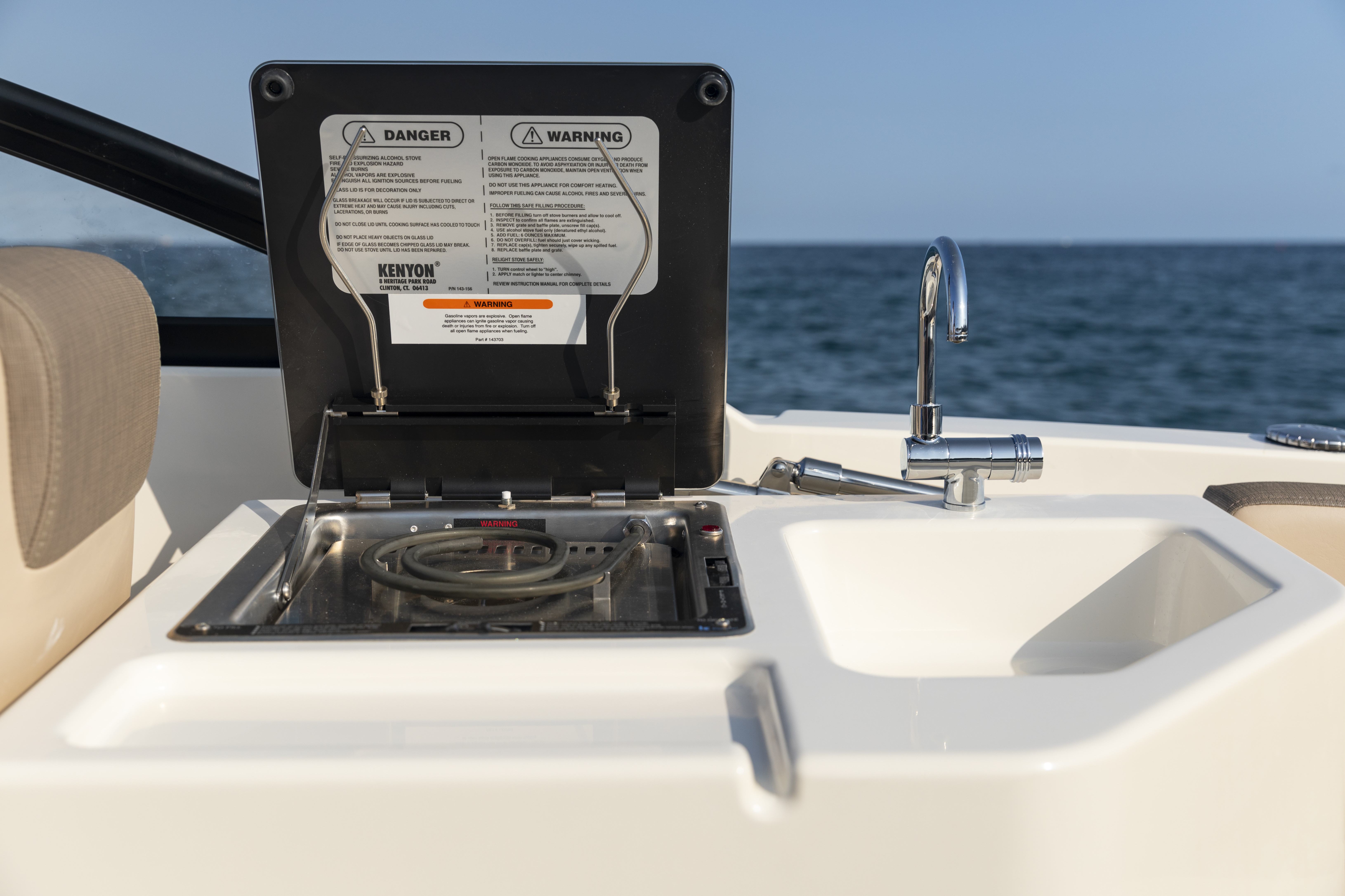 Bayliner VR6 OB Cuddy - 17