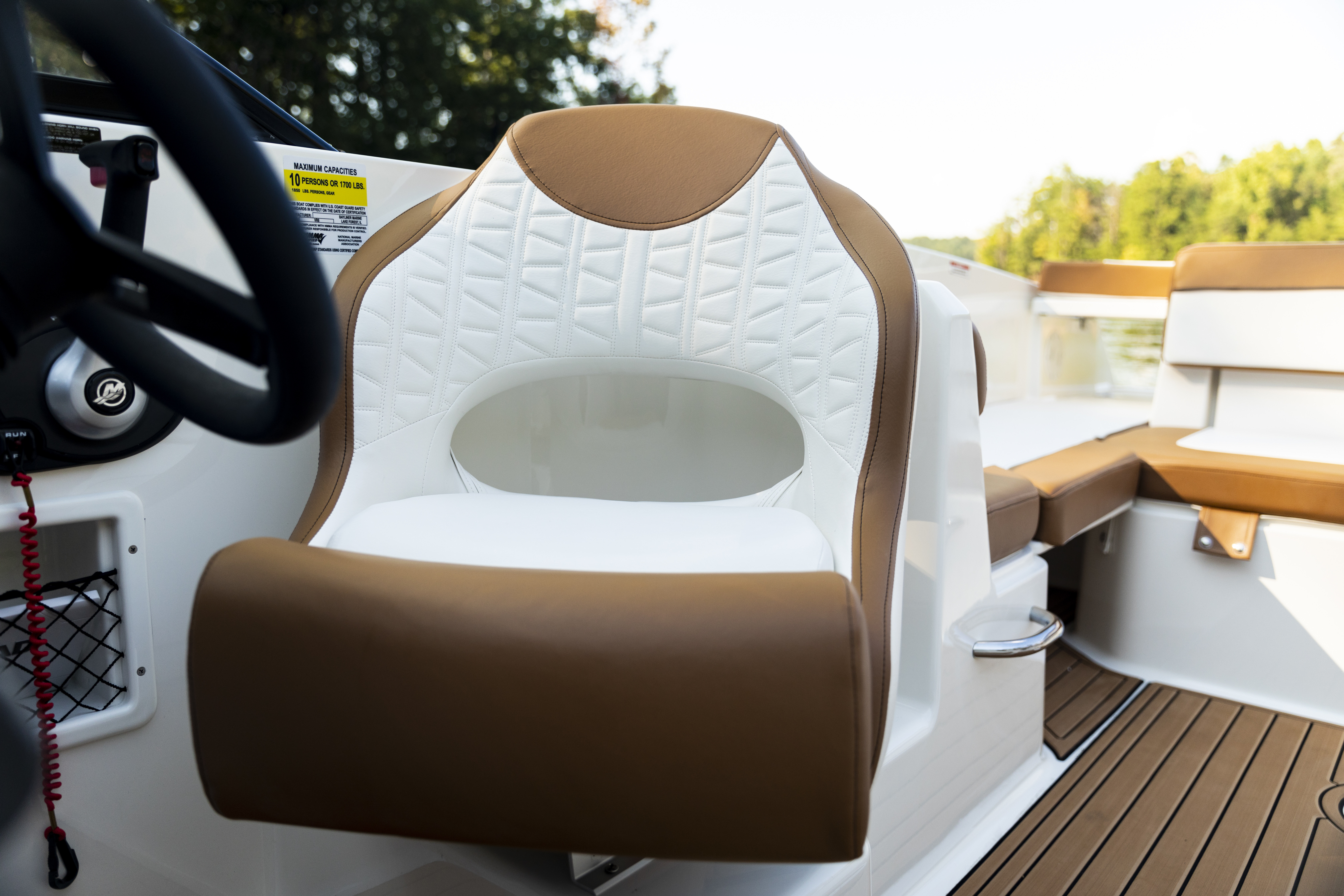 Bayliner VR6 OB - 11