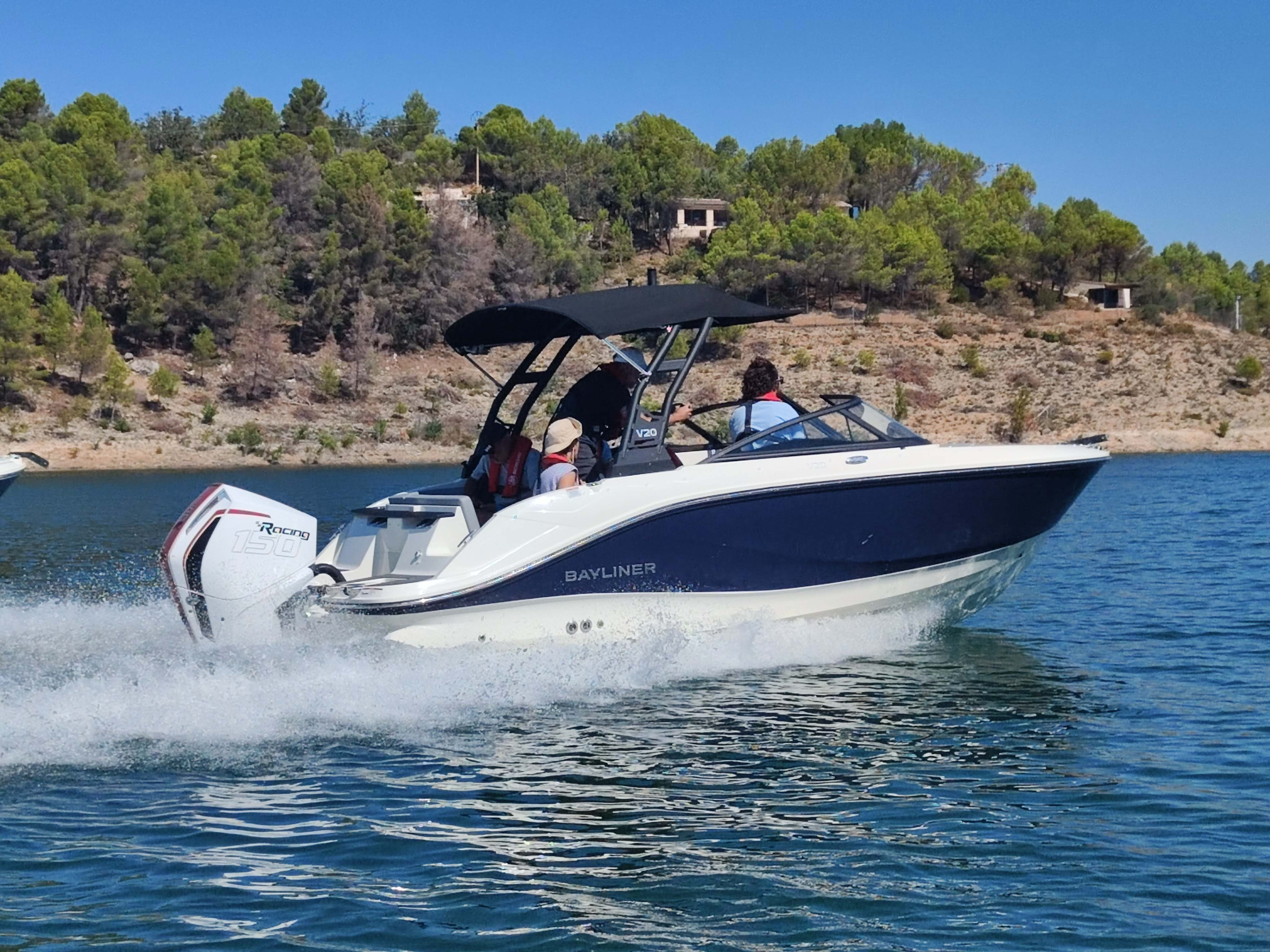 Bayliner V20 OB - 0