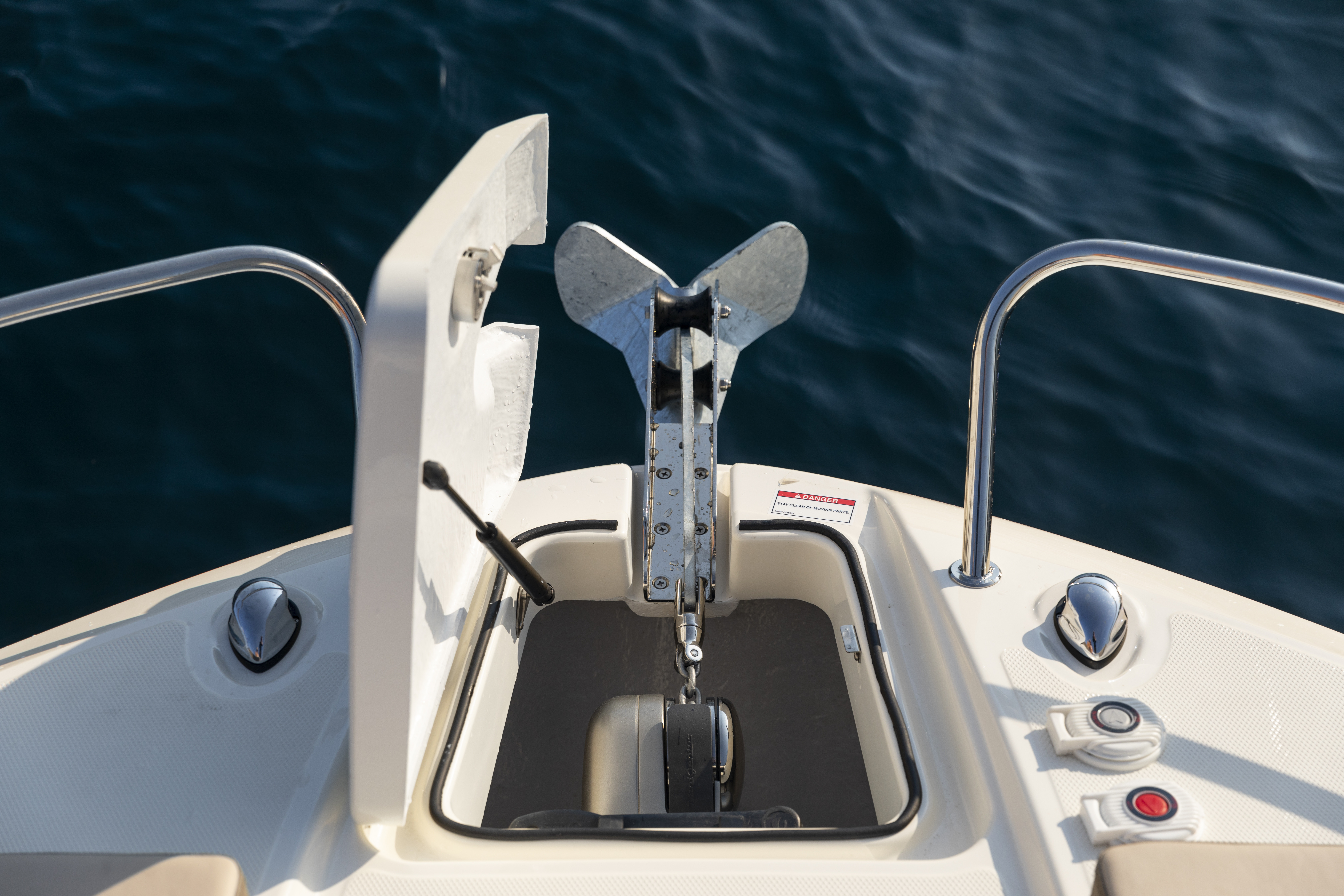 Bayliner VR6 OB Cuddy - 7