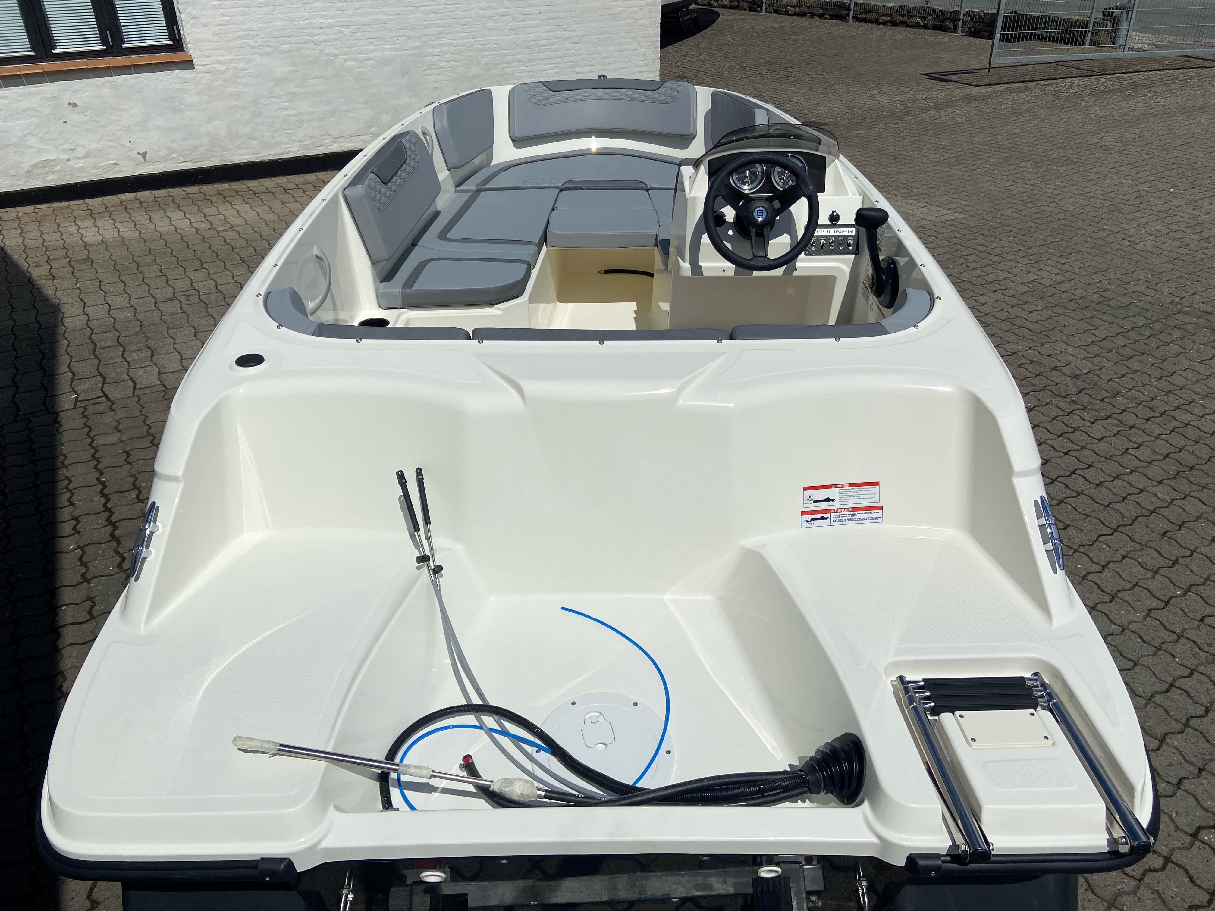 Bayliner Element M15, Mercury F50 EFI - 5