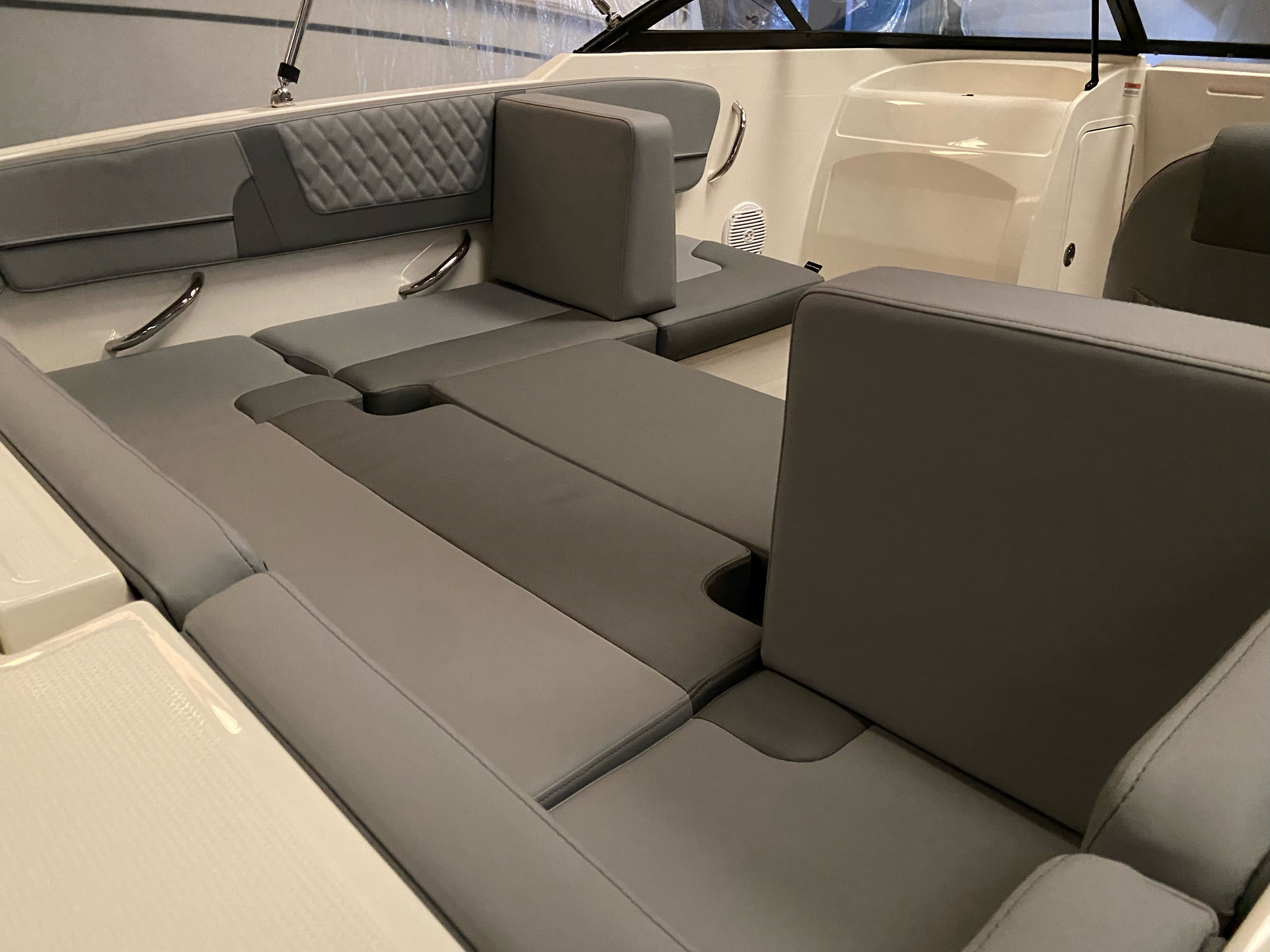 Bayliner VR4 Bowrider OB, Mercury F115 EFI...SOLGT - 6