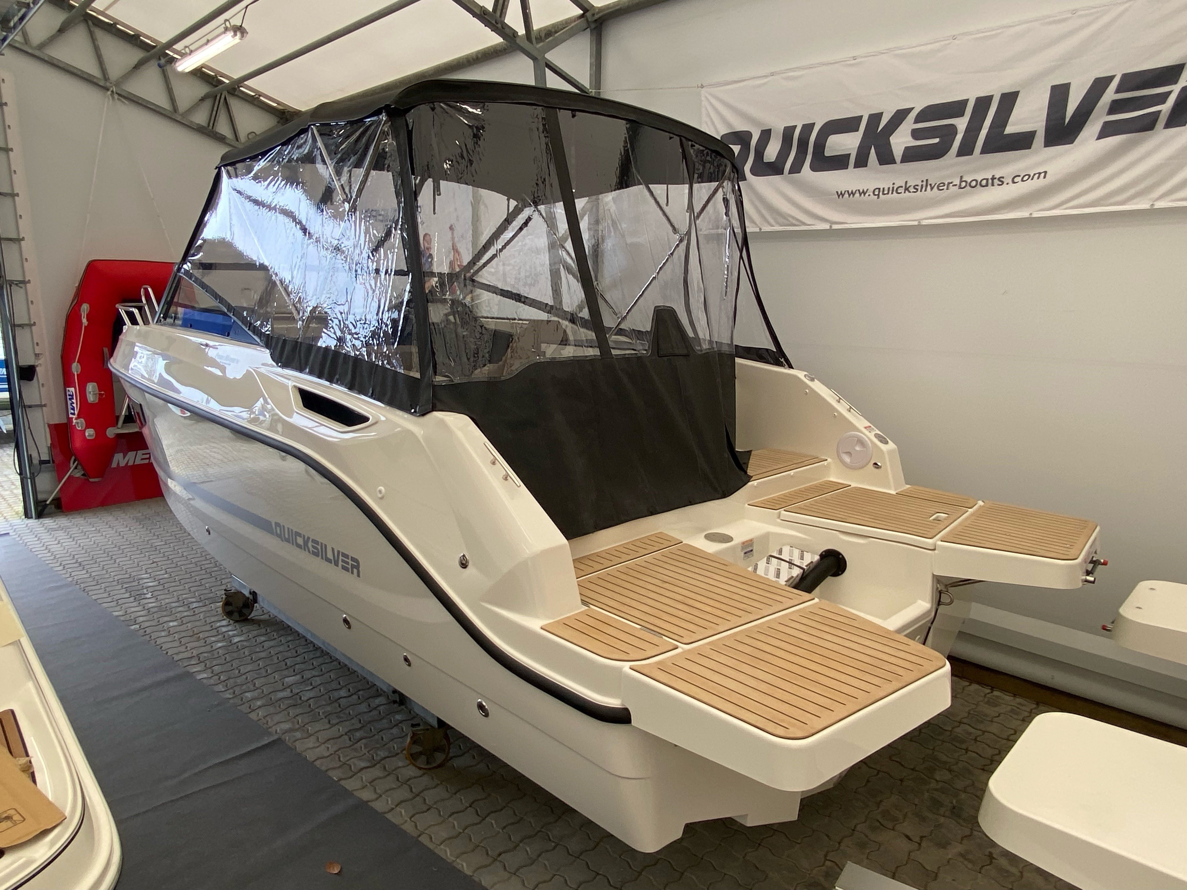 Quicksilver ACTIV 755 Cruiser, Mercury Verado 300 HK V8...SOLGT - 3