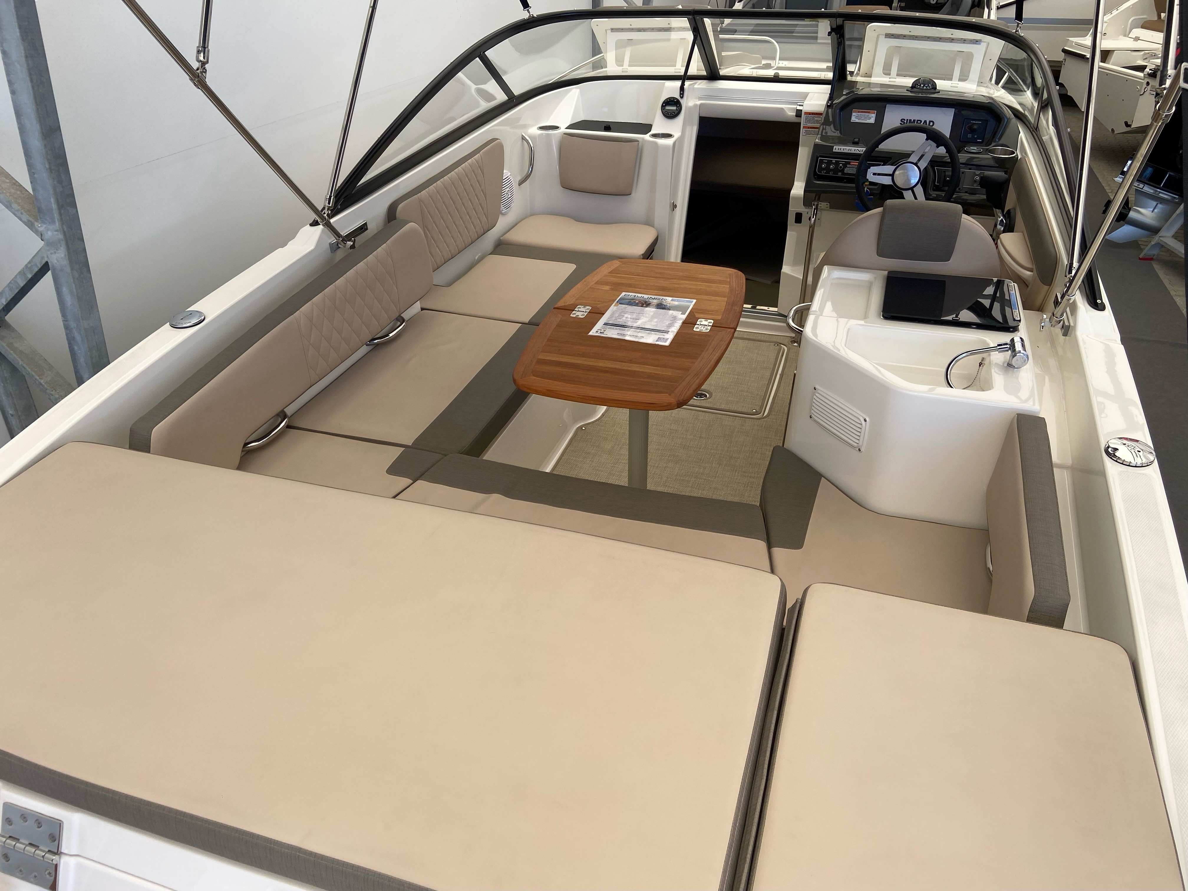 Bayliner VR6 Cuddy, MerCruiser 6.2 MPI...SOLGT - 13