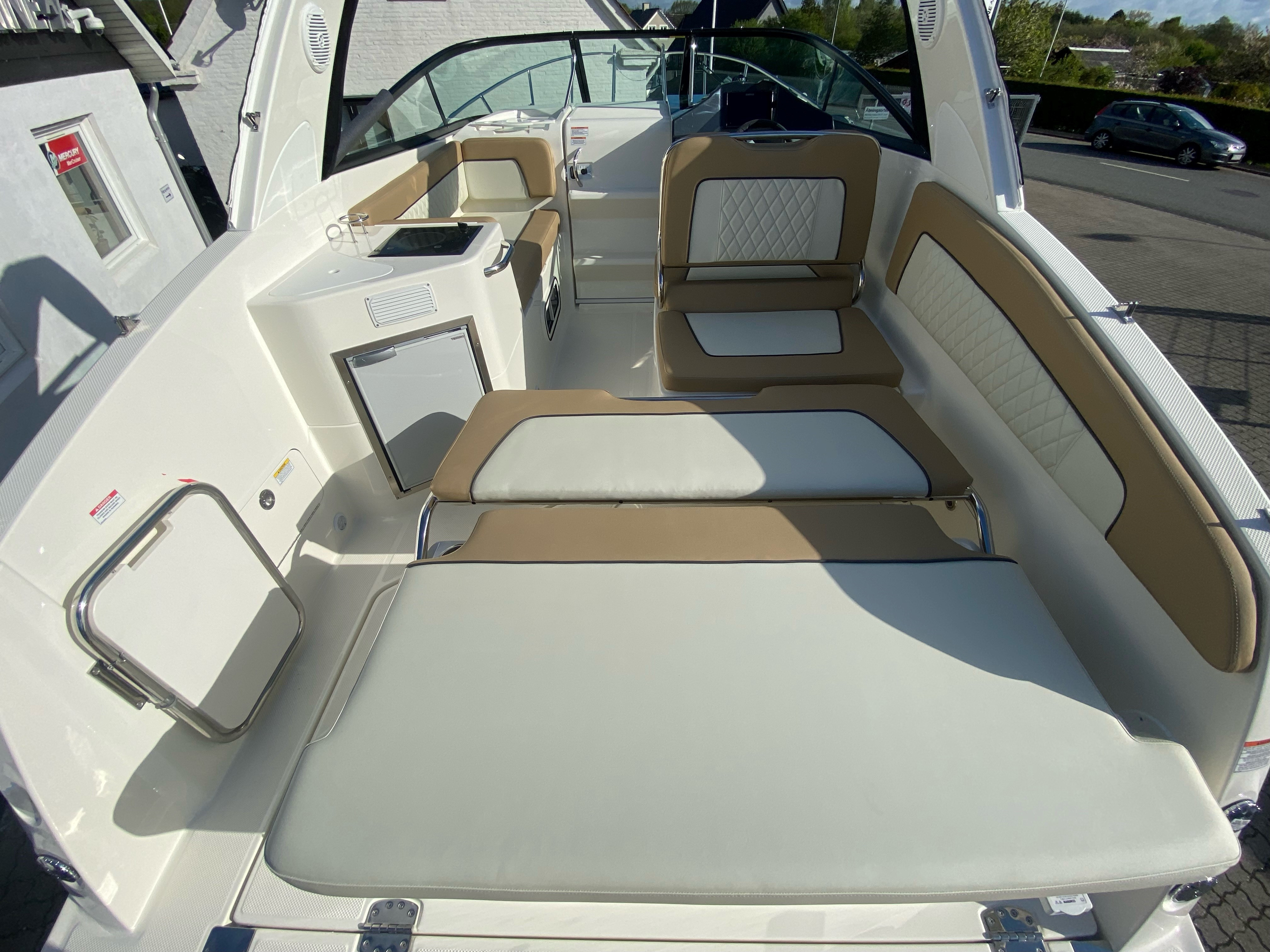 Bayliner Ciera 8, MerCruiser 6.2L 350 HK V8...SOLGT - 10