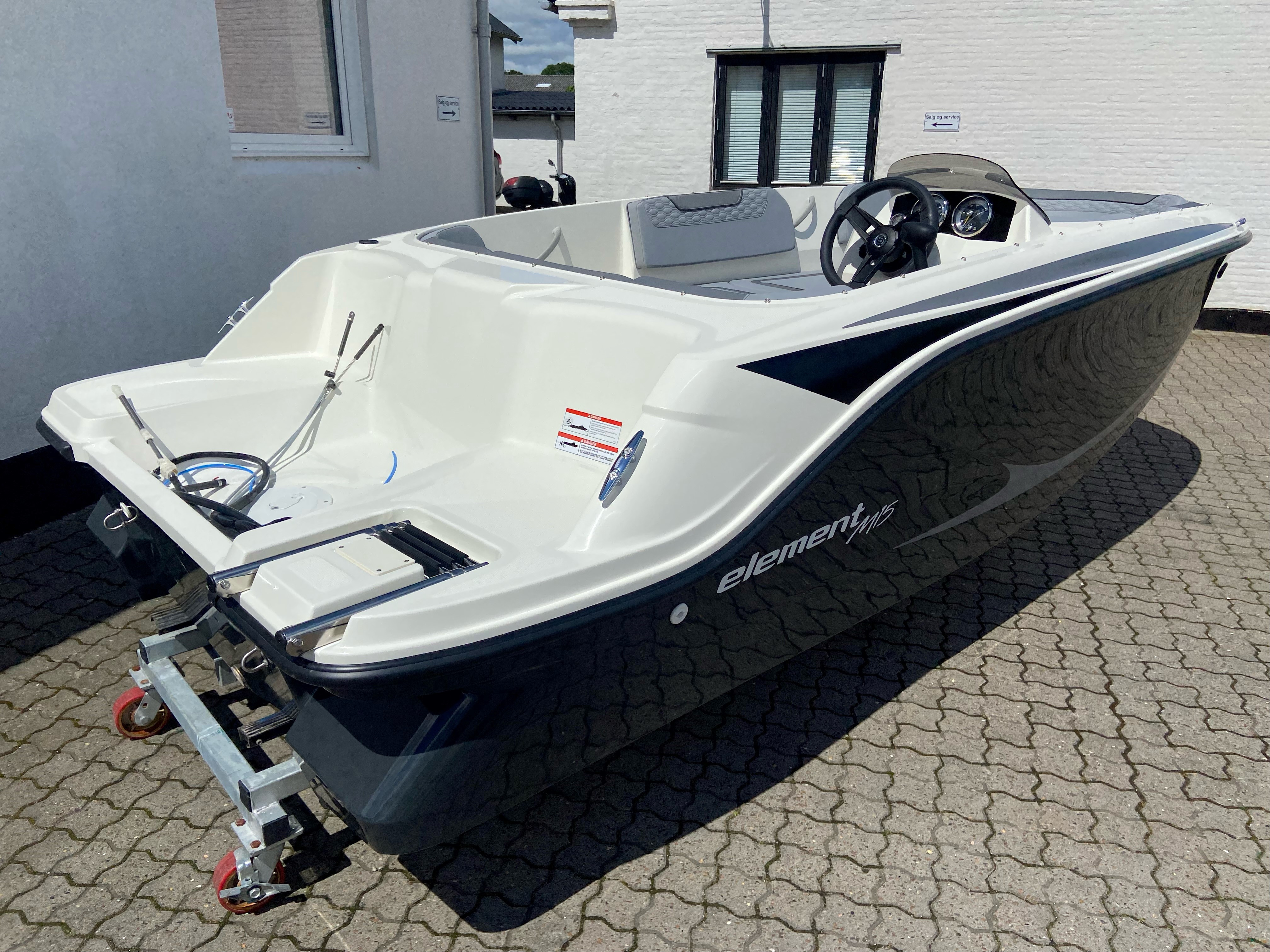 Bayliner Element M15, Mercury F50 EFI...SOLGT - 2