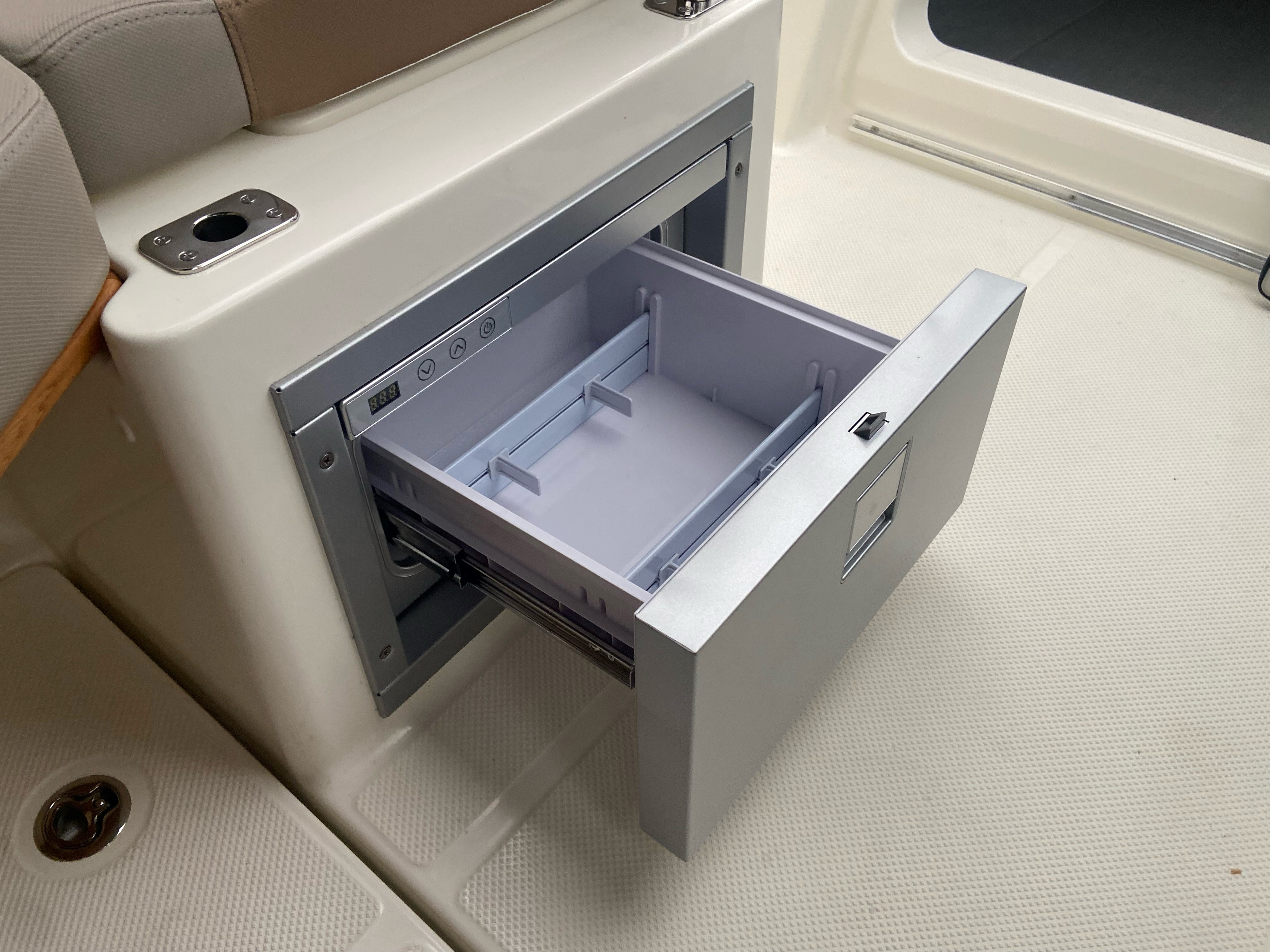 Quicksilver ACTIV 675 Cruiser, Mercury F225 V6 DTS...SOLGT - 6