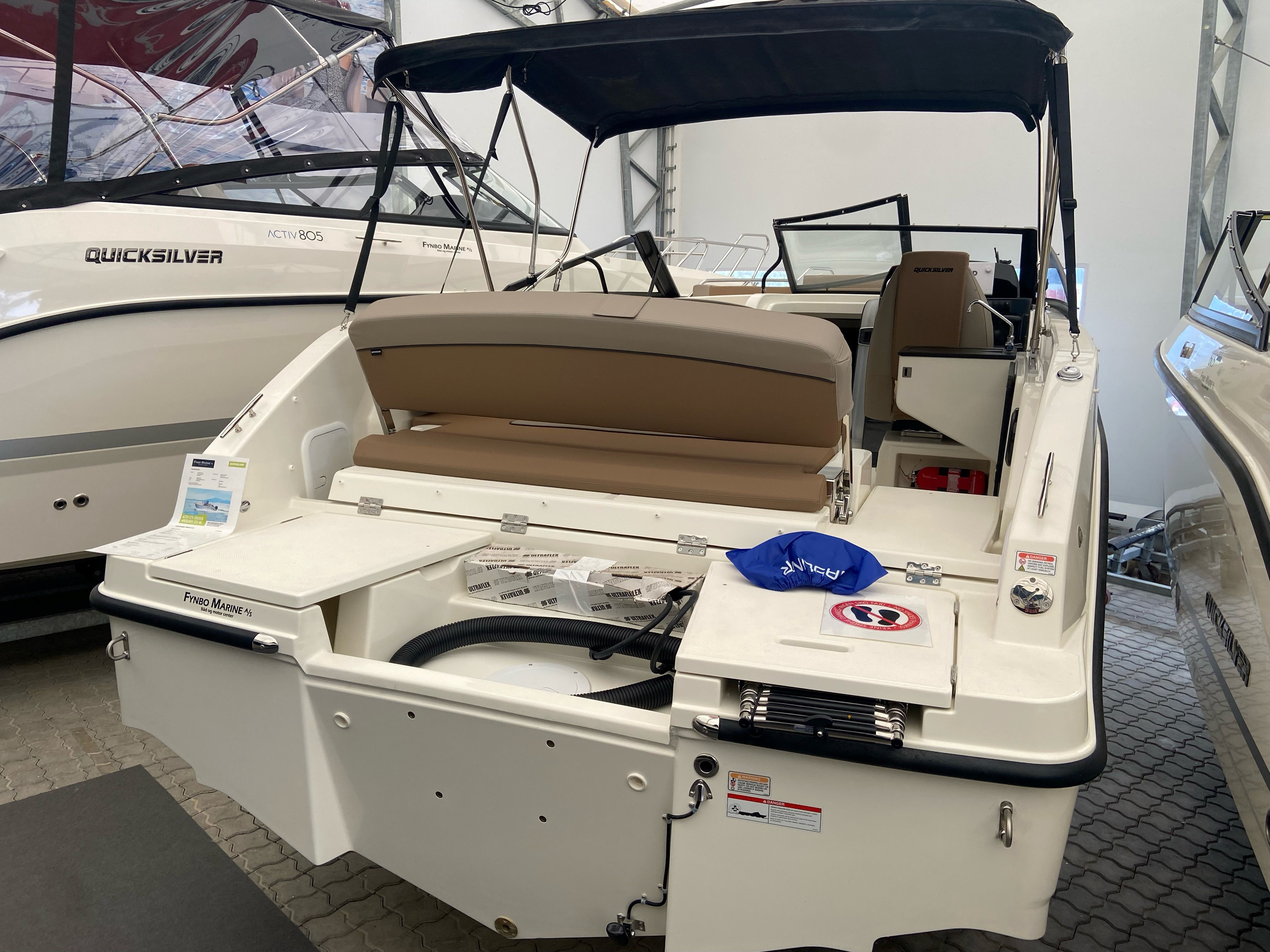 Quicksilver ACTIV 675 Cruiser, Mercury F225 V6 DTS - 0