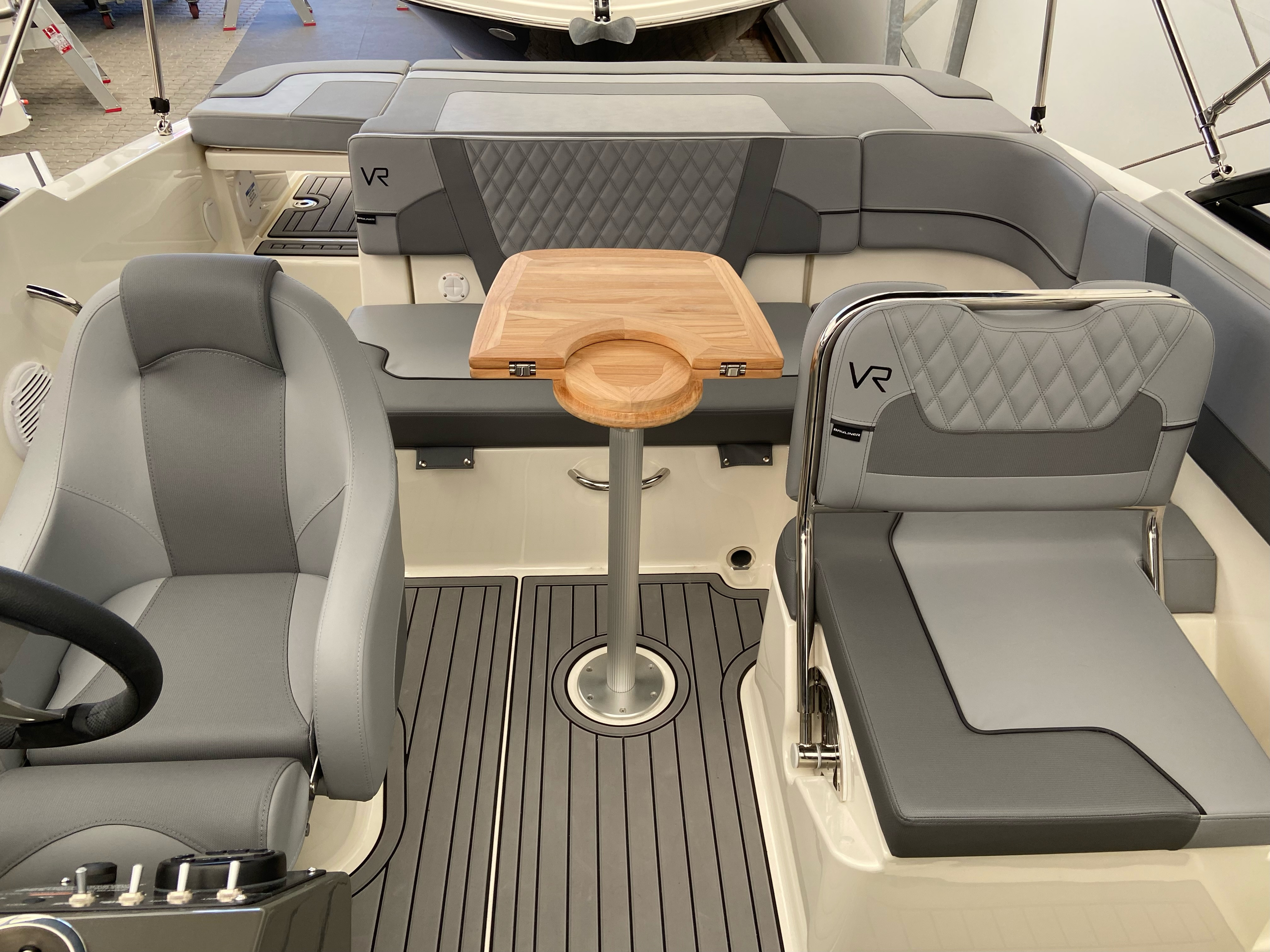 Bayliner VR5 Cuddy, MerCruiser 4.5L MPI...SOLGT - 6