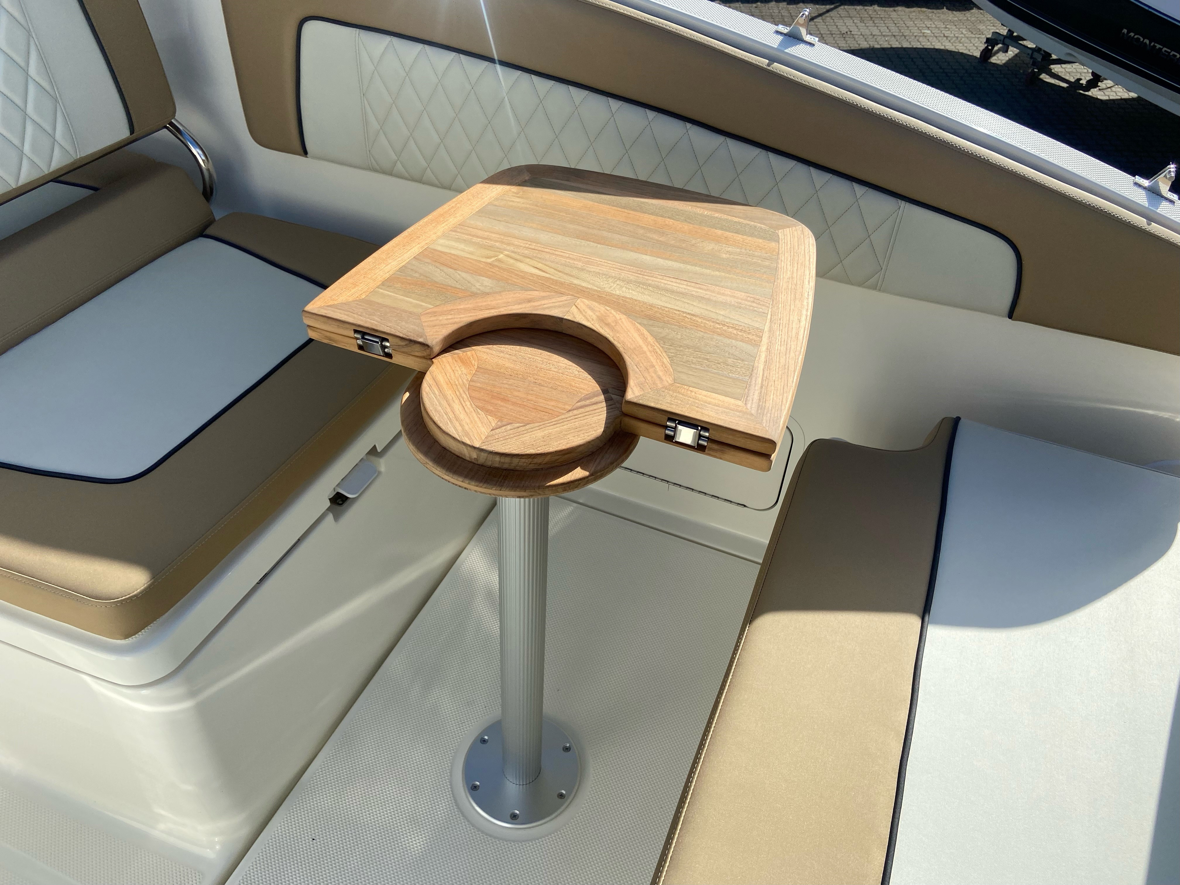 Bayliner Ciera 8, MerCruiser 6.2L 350 HK V8...SOLGT - 2