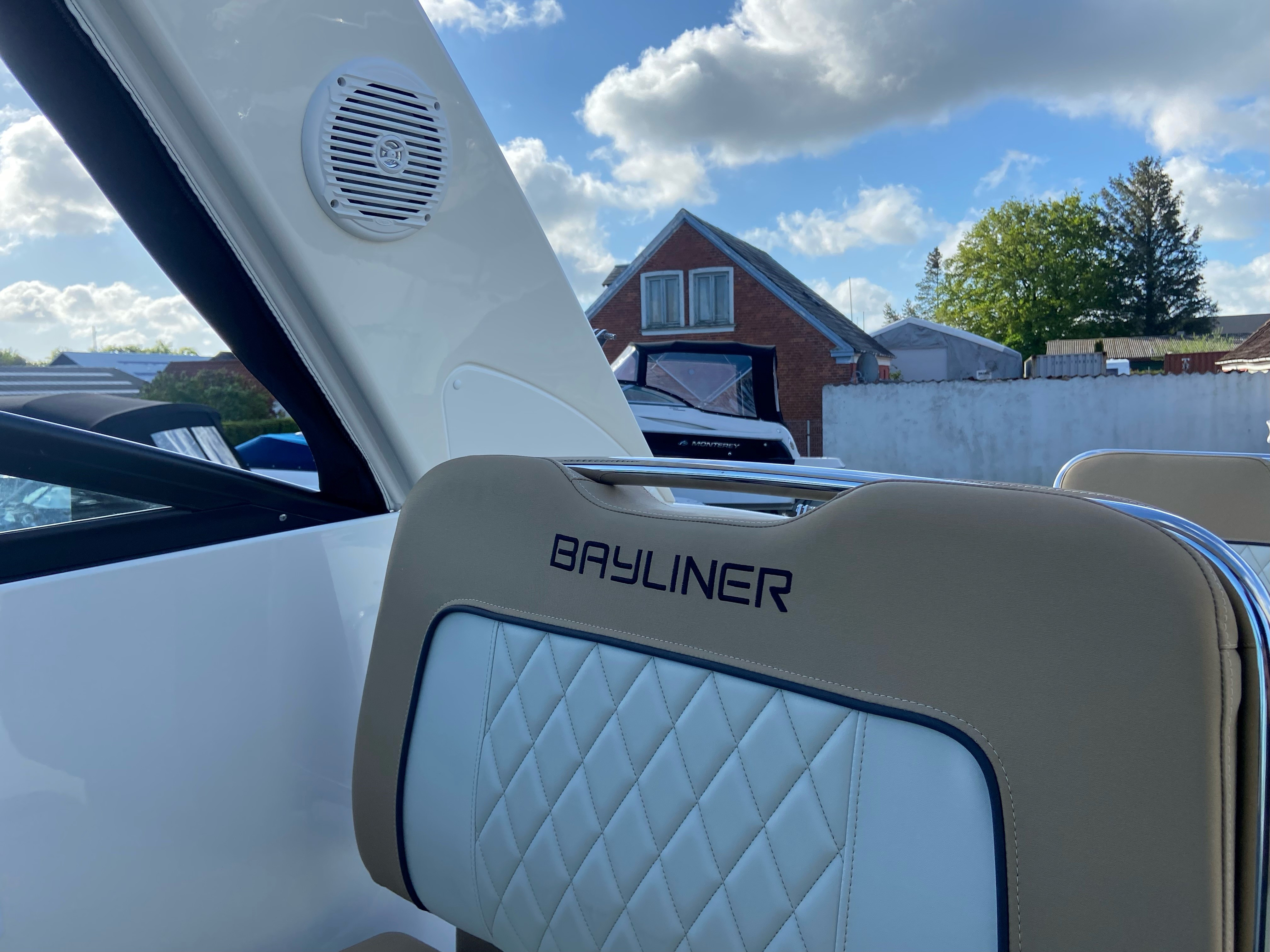 Bayliner Ciera 8, MerCruiser 6.2L 350 HK V8...SOLGT - 19