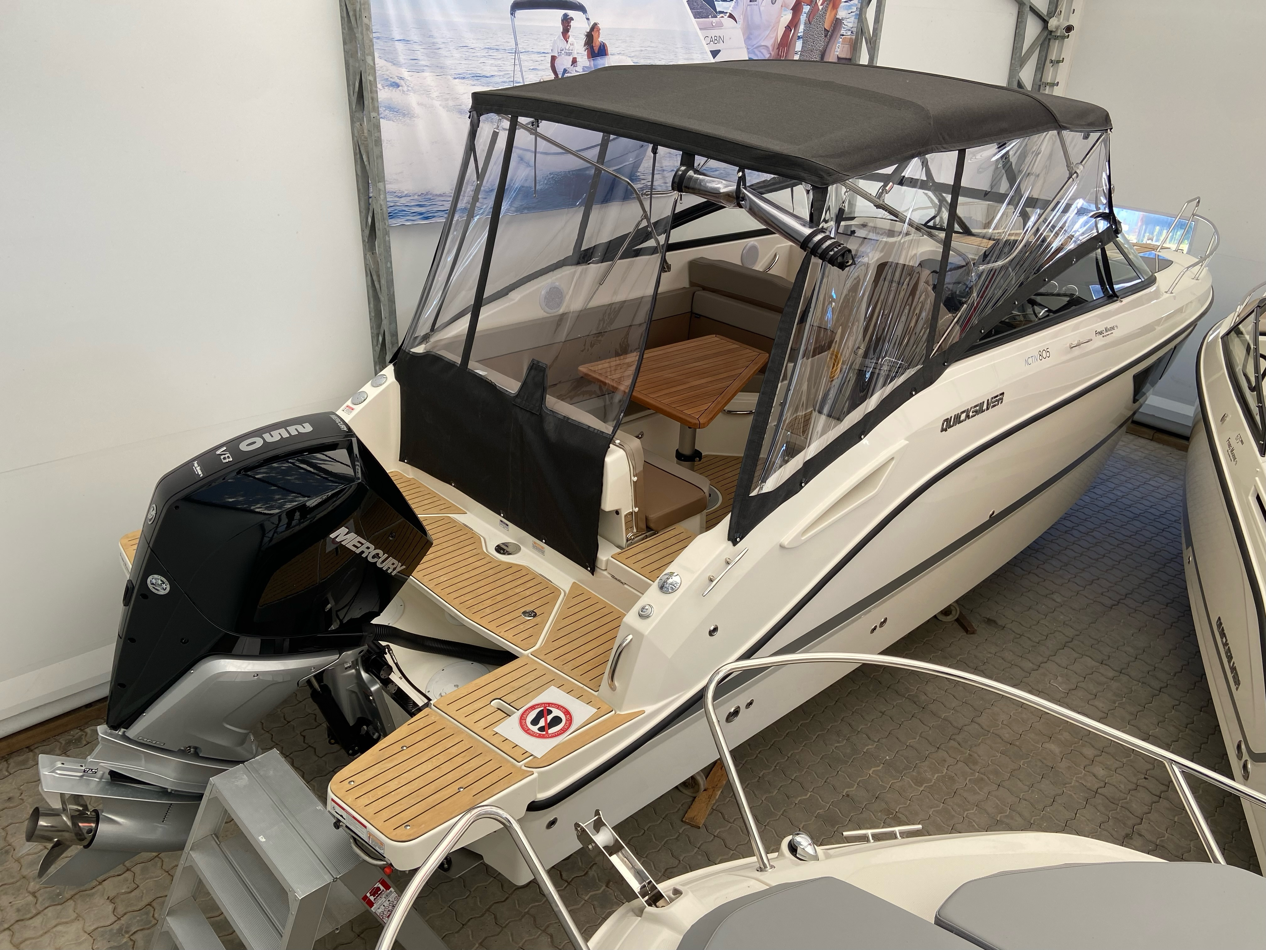 Quicksilver ACTIV 805 Cruiser 2025 MODEL! Med Mercury F250 V8 Verado - 2