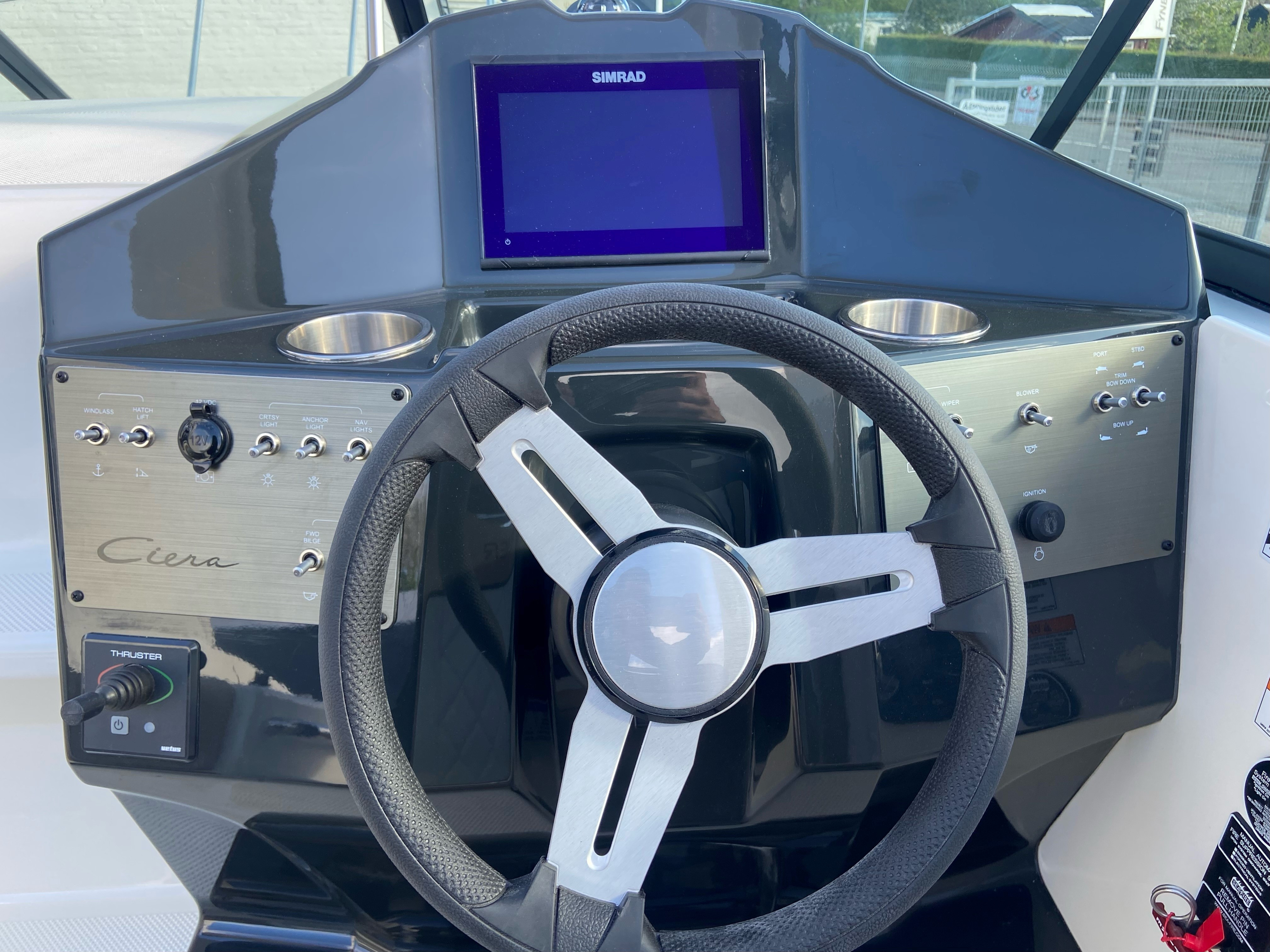 Bayliner Ciera 8, MerCruiser 6.2L 350 HK V8...SOLGT - 6