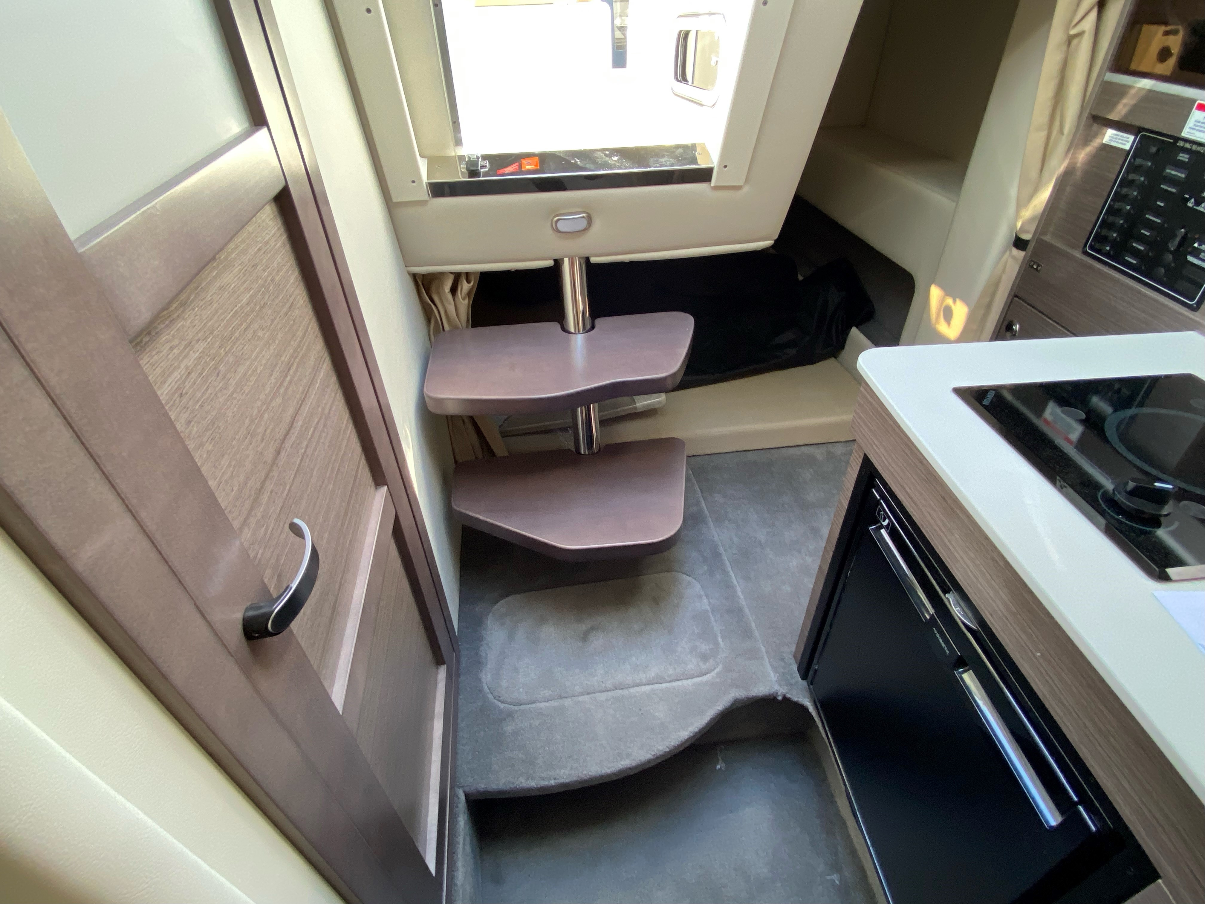 Bayliner Ciera 8, MerCruiser 6.2L 350 HK V8...SOLGT - 7