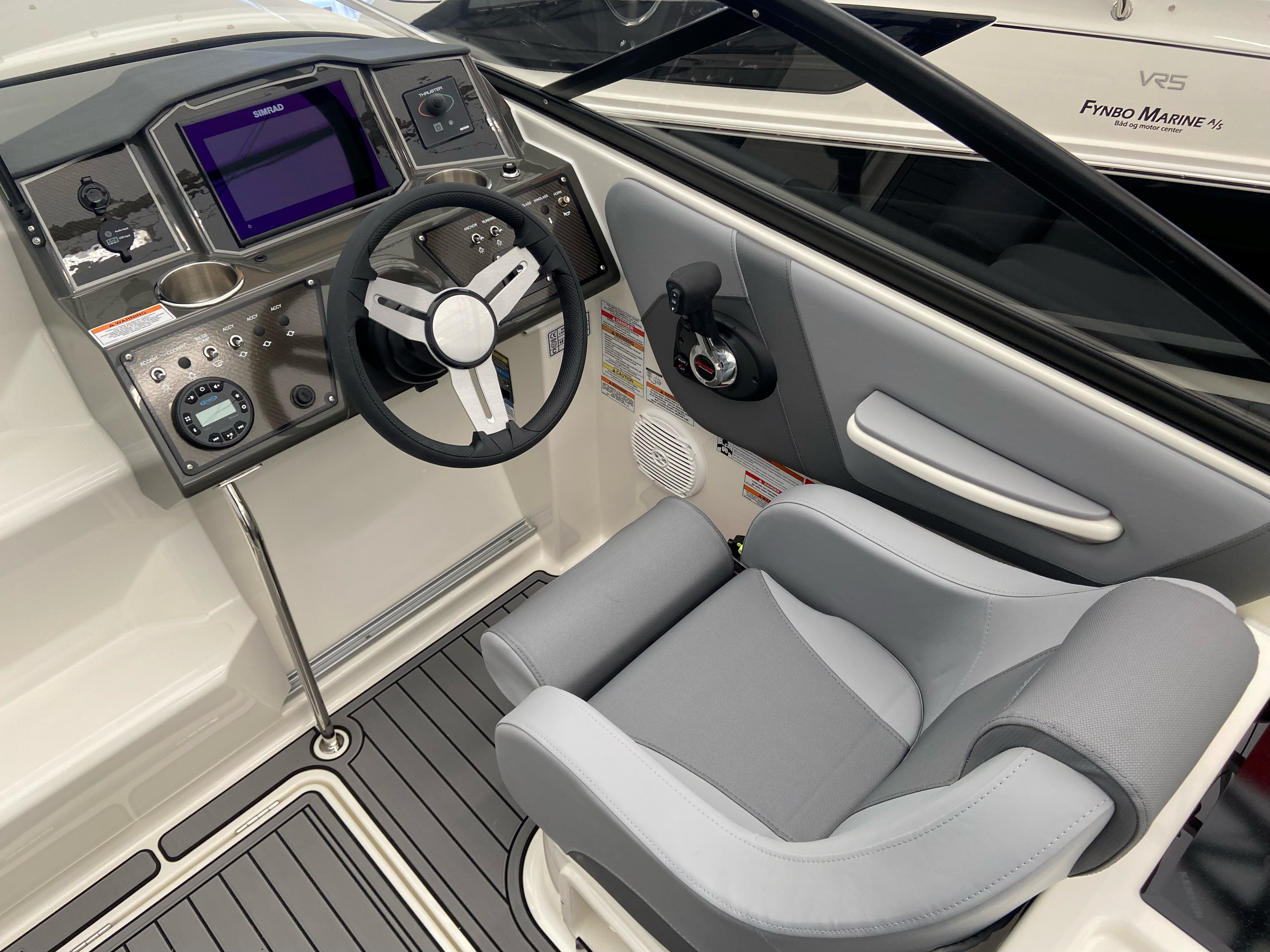 ...SOLGT...Bayliner VR6 Cuddy, Mercury 250 HK V8 - 5