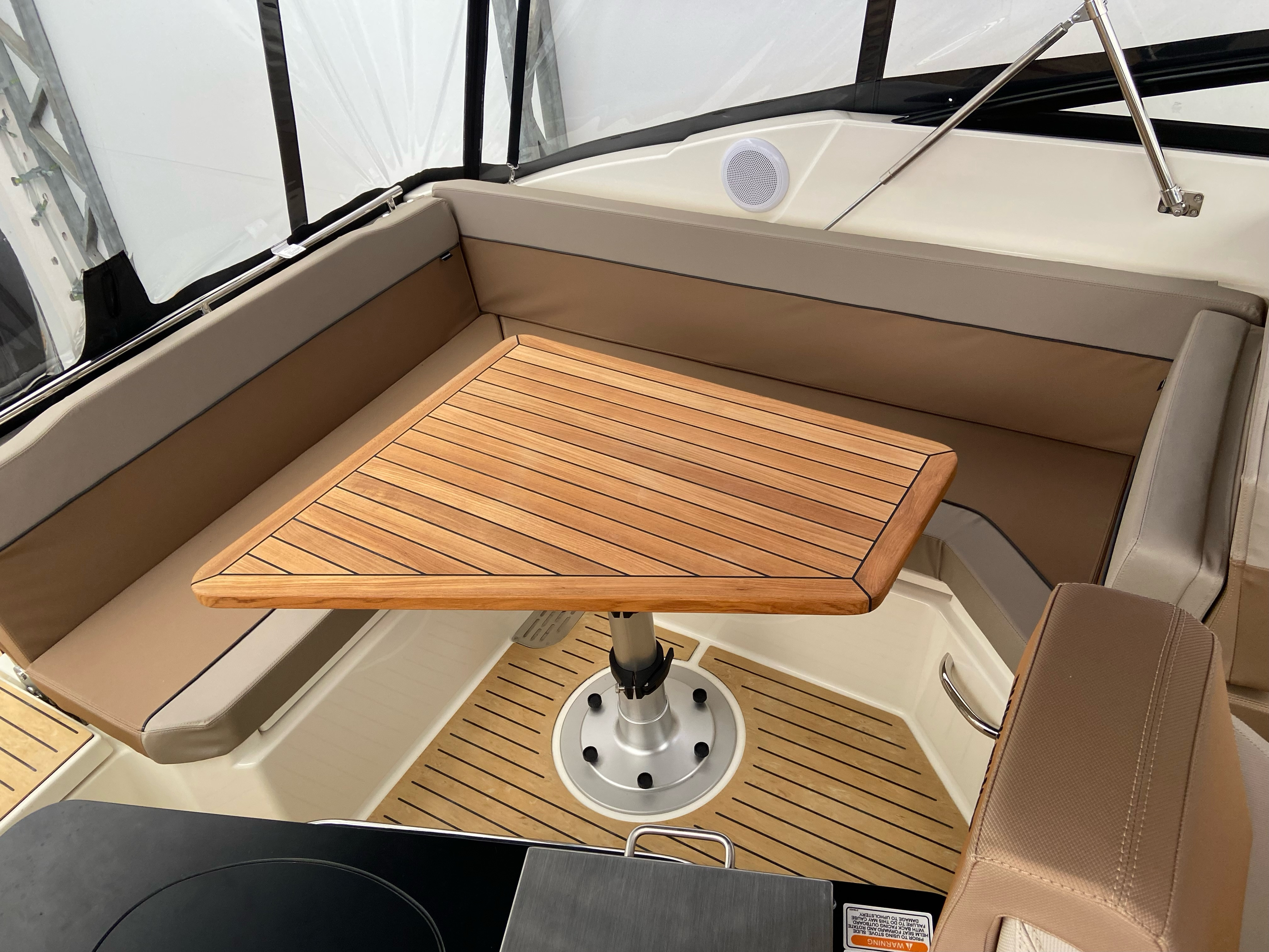 Quicksilver ACTIV 805 Cruiser 2025 MODEL! Med Mercury F250 V8 Verado - 5