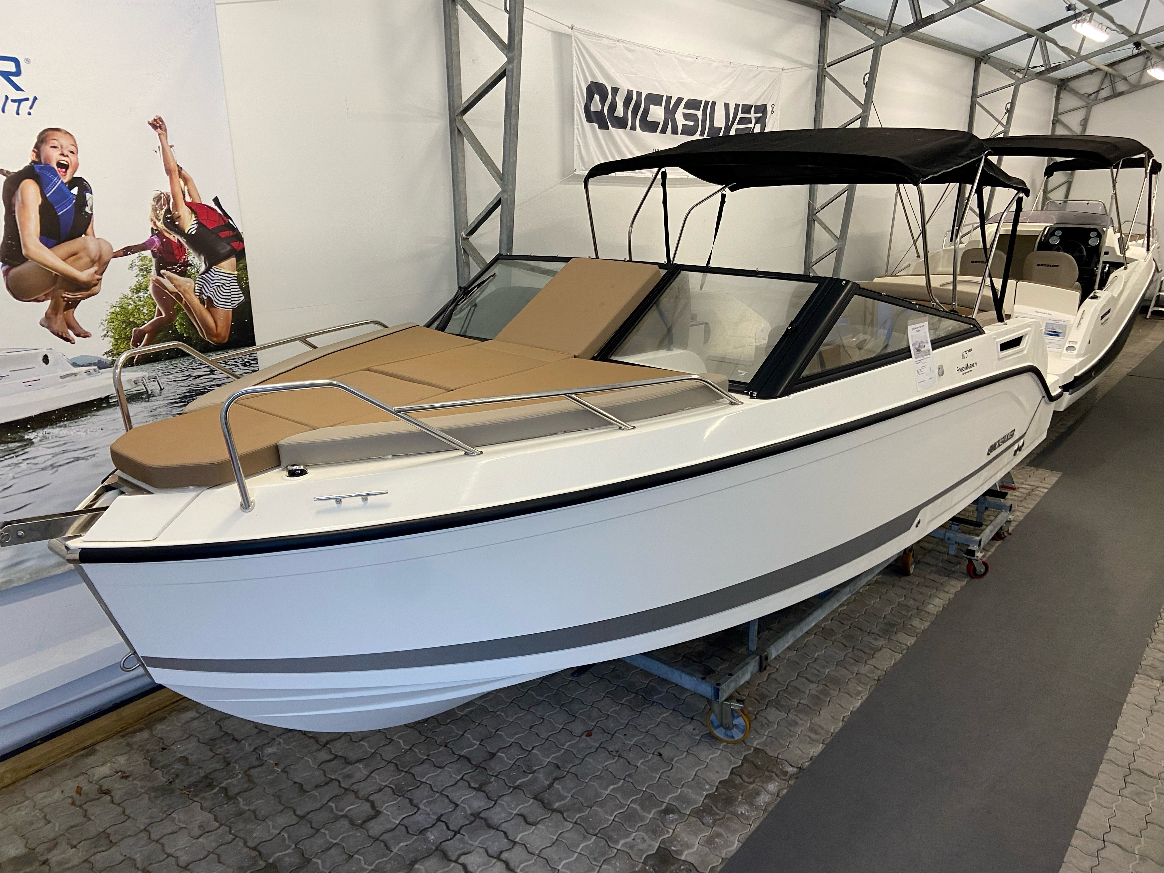 Quicksilver ACTIV 675 Cruiser, Mercury F225 V6 DTS - 1