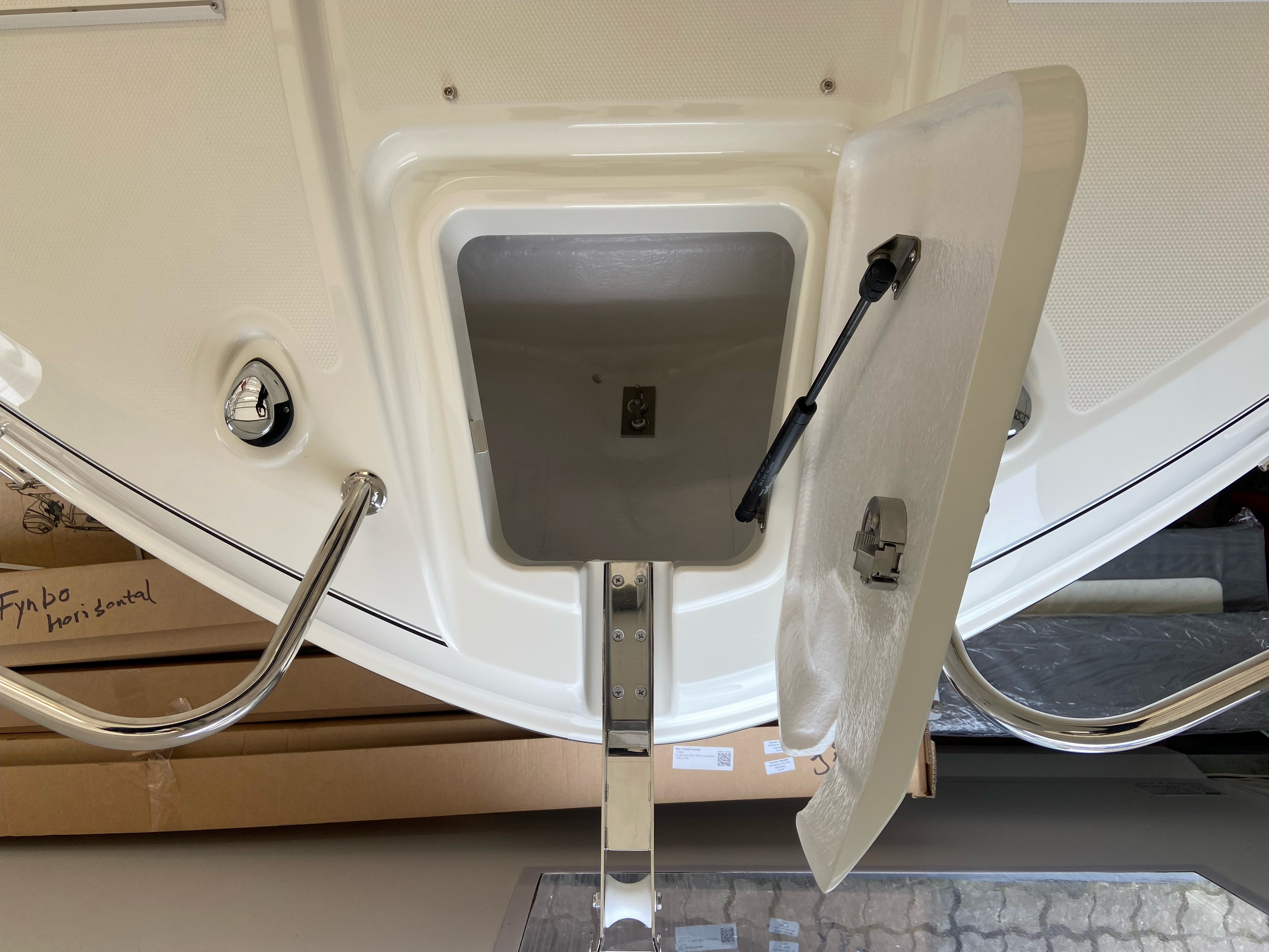 ...SOLGT...Bayliner VR6 Cuddy, Mercury 250 HK V8 - 2