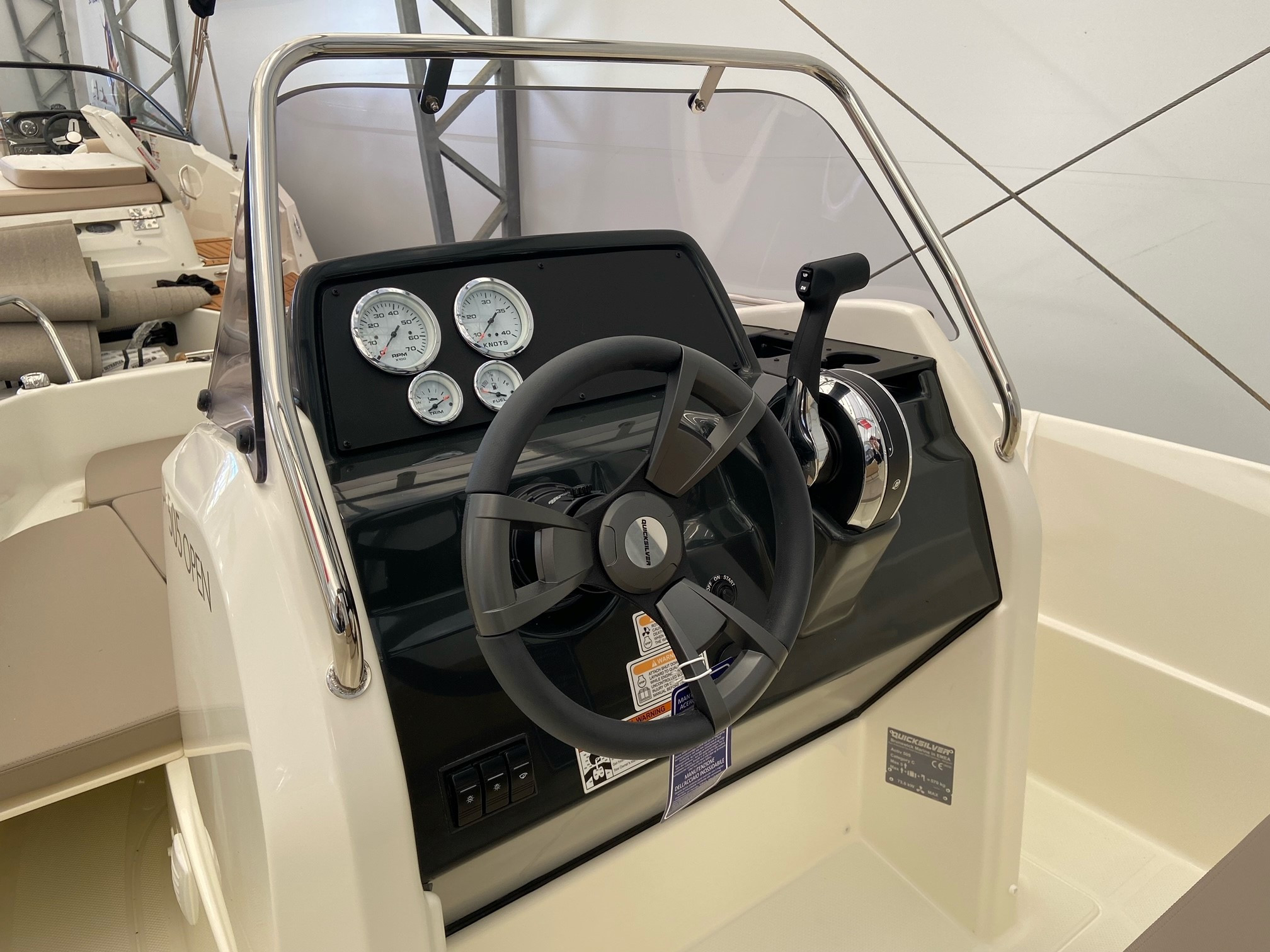 Quicksilver ACTIV 505 Open, Mercury F60 EFI - 3