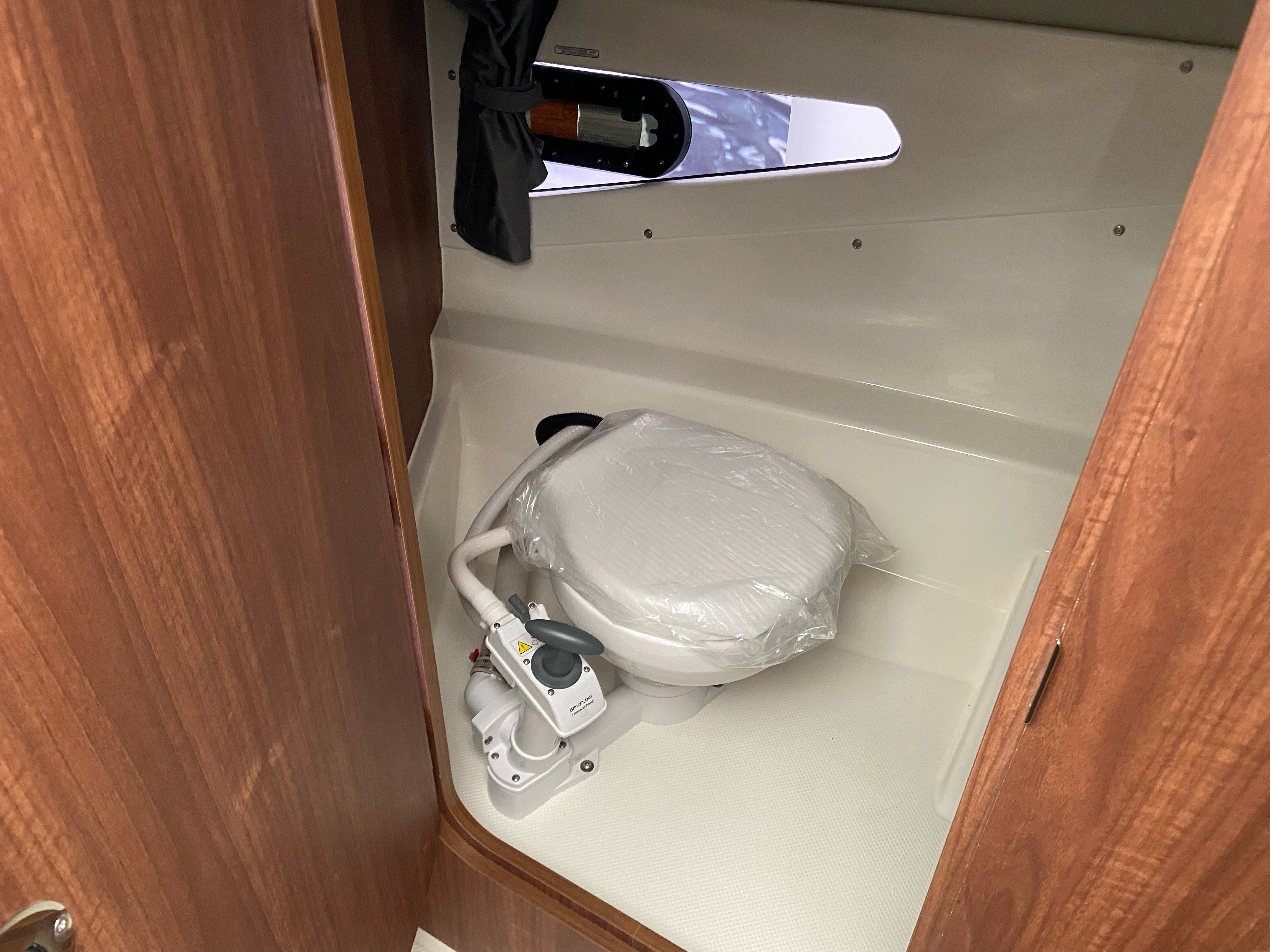 Quicksilver ACTIV 755 Cruiser, Mercury Verado 300 HK V8...SOLGT - 12